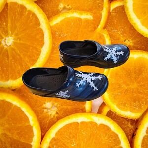 Sanita  Black Snowflake‎ Clog/Mule Size 39